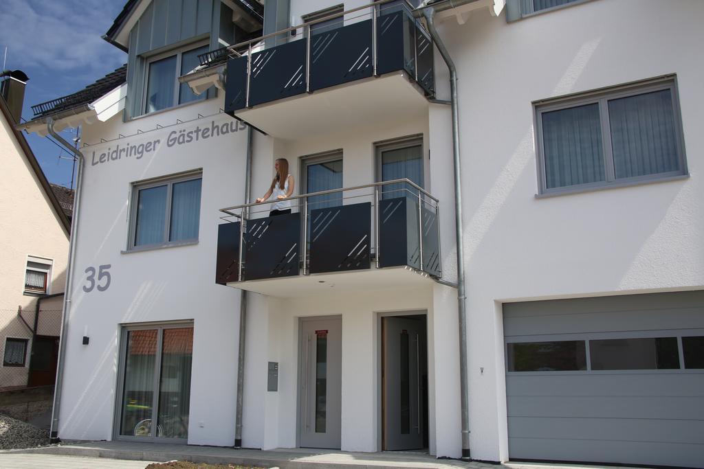 Leidringer Gaestehaus Gmbh Rosenfeld Exterior foto